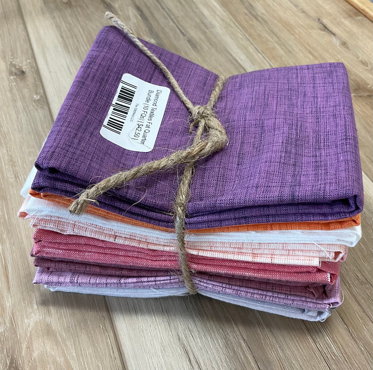 Diamond Textiles Fat Quarter Bundle (10 FQs)