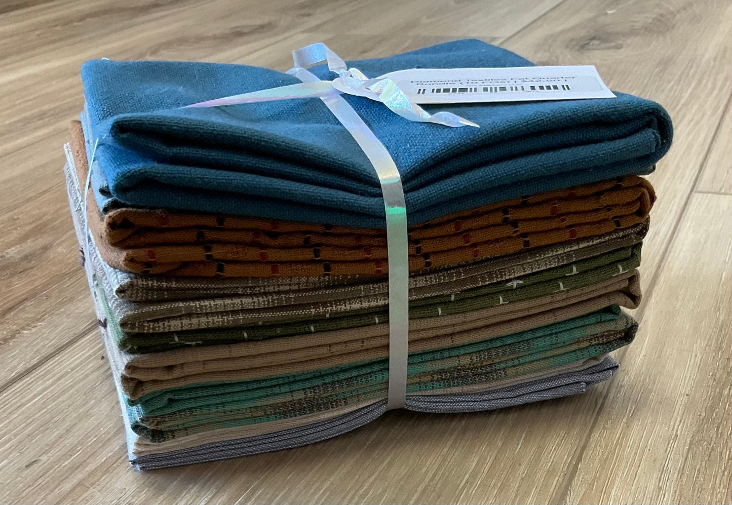 Diamond Textiles Fat Quarter Bundle (10 FQs)
