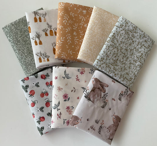 Blossom Breeze Fat Quarter Bundle (8 FQs)