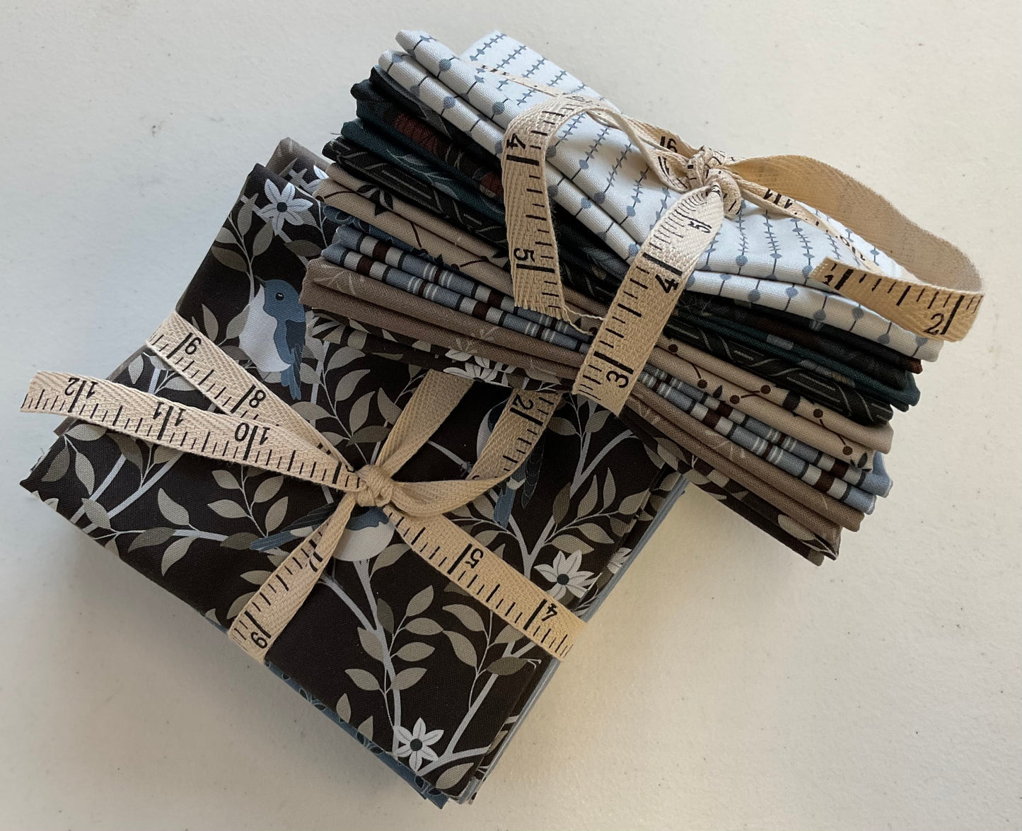 A Month of Sundays Fat Quarter Bundle (10 FQs)