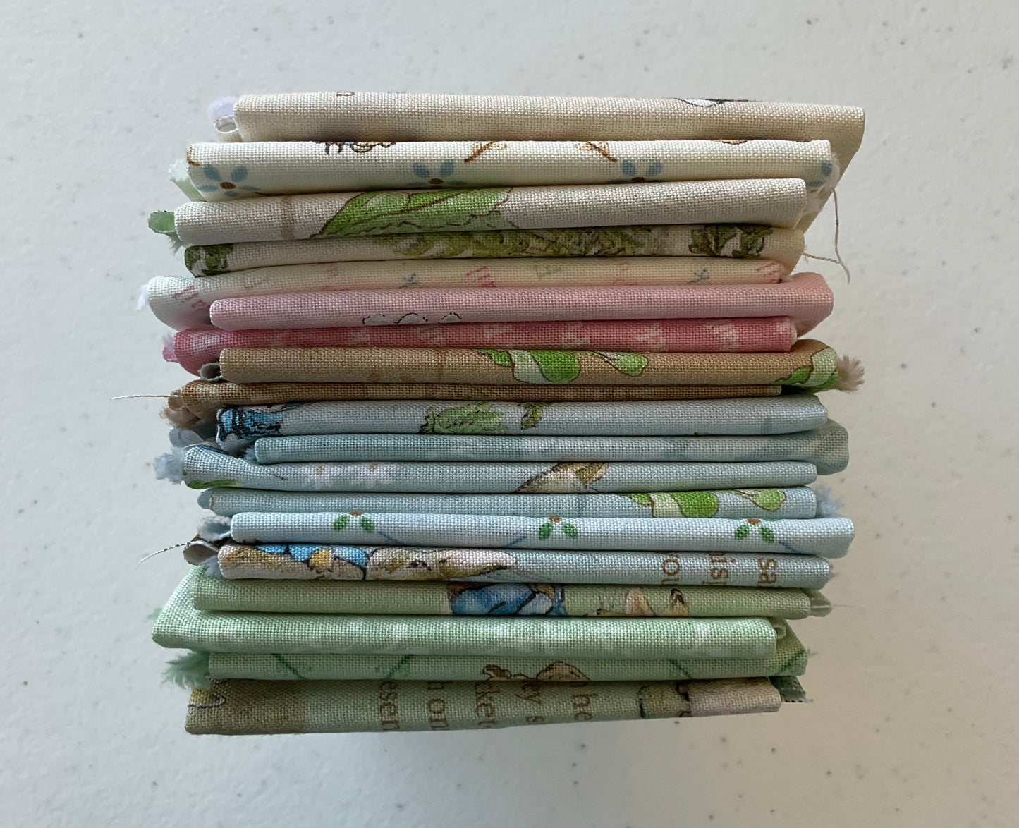 Peter Rabbit & Benjamin Bunny Fat Eighth Bundle, 19 pcs.