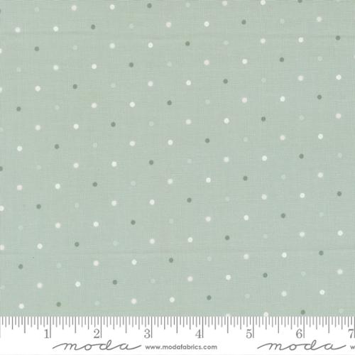 108" Magic Dot Wide Back, Robins Egg