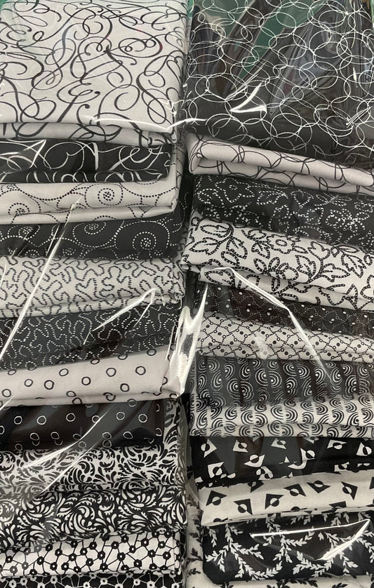 Salt & Pepper II Fat Quarter Bundle - 24 FQs