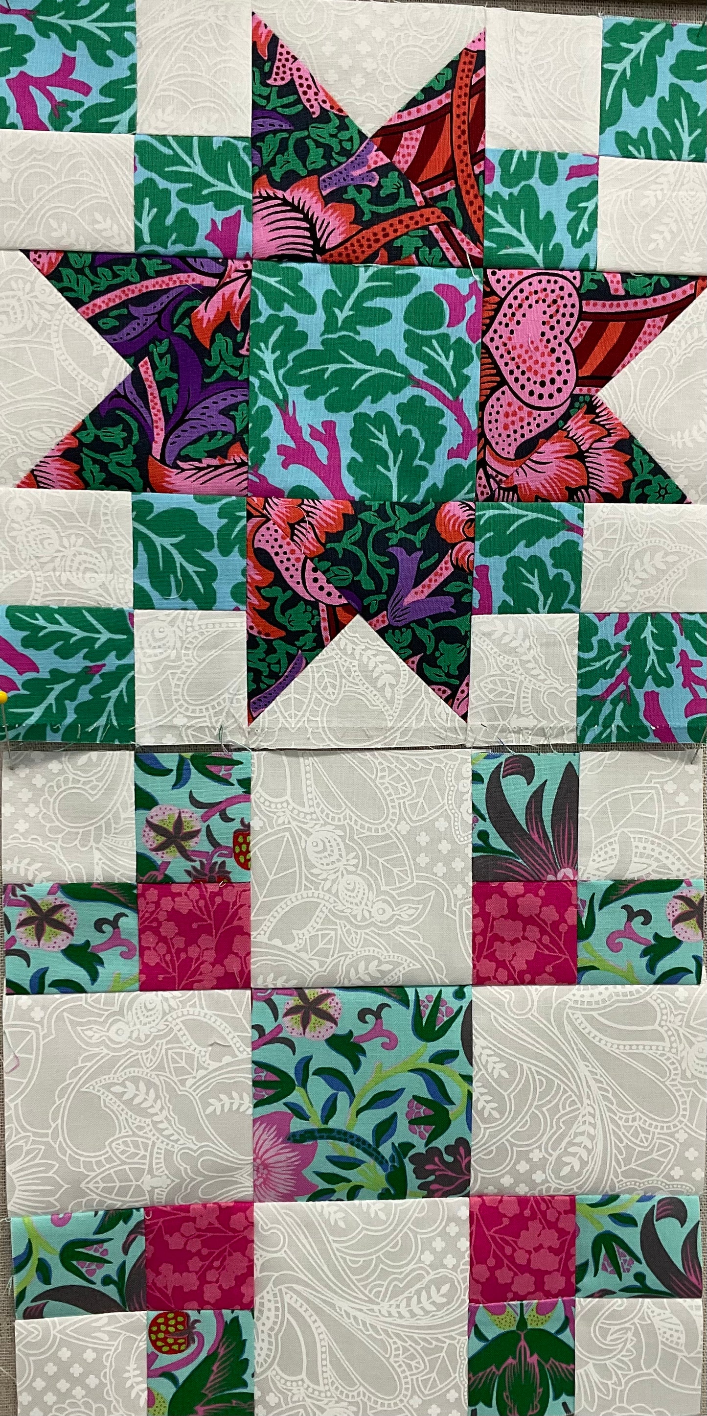 Montenegro Quilt Kit, Kaffe x Morris fabric