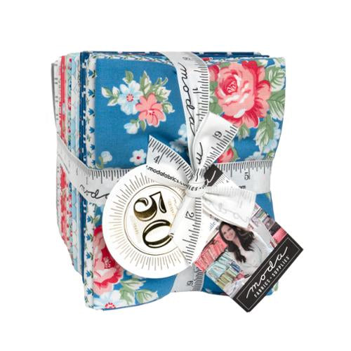 A Cat Named Stitch Fat Quarter Bundle - 40 pcs