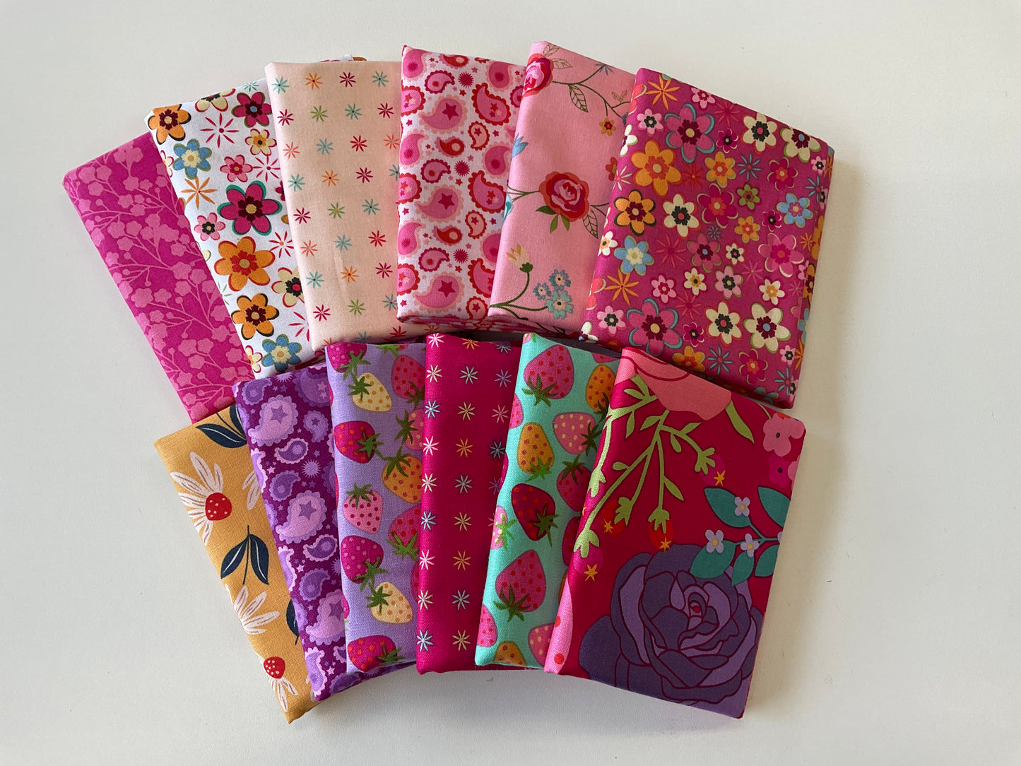 Calico Cowgirls Fat Quarter Pack (12 FQs)